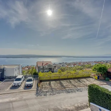 Luxury With Whirlpool *